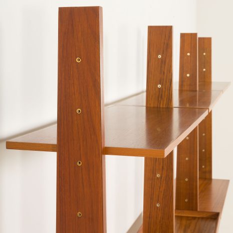 25082 Italian free standing wall unit or a room divider in the style of Isa Bergamo-19 25082 Italian free standing wall unit or a room divider in the style of Isa Bergamo-19