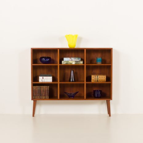 25042 Small Danish teak mid century bookcase -1 Small Danish teak mid century bookcase attr. to Poul Hundevad, 1960s