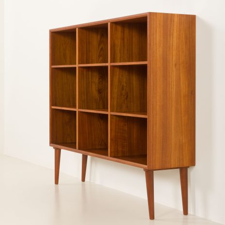 25042 Small Danish teak mid century bookcase -9 25042 Small Danish teak mid century bookcase -9