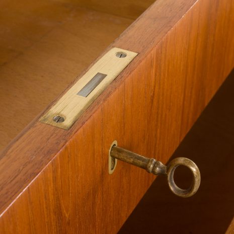 25134 Scandinavian teak chest of drawers by Johannes Sorth for Nexo Mobelfabrik, Bornholm, 1960s-8 25134 Scandinavian teak chest of drawers by Johannes Sorth for Nexo Mobelfabrik, Bornholm, 1960s-8