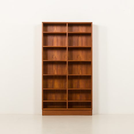 25143 Danish vintage teak bookcase by Brourer Mobelfabrik, 1970s-4 25143 Danish vintage teak bookcase by Brourer Mobelfabrik, 1970s-4