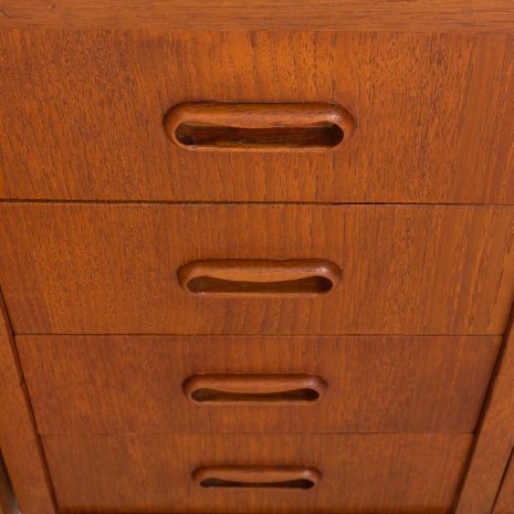 25046 Scandinavian mid century teak shelving unit -Kaukas-, Finland 1950s.-17 25046 Scandinavian mid century teak shelving unit -Kaukas-, Finland 1950s.-17