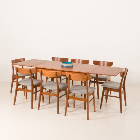 25144 Satz mit 8 dänischen Esszimmerstühlen-1 Dänische Vintage-Stühle aus Teakholz von Farstrup, Satz von 8, 1960er Jahre