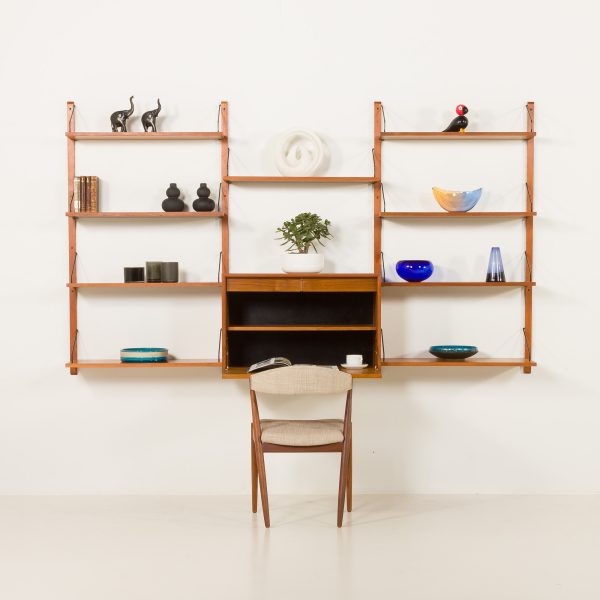 25151 Poul Cadovius wall shelving system with a bureau, Cado , 1960s-1