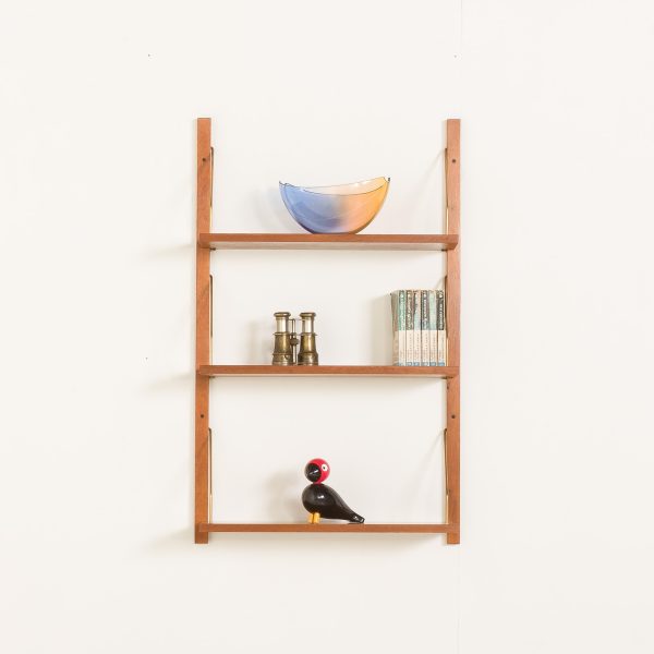 24427 Set of 3 vintage Danish teak shelves in the style of Poul Cadovius -1