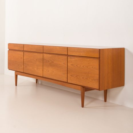 25184 Kredens z drewna tekowego Ib Kofod-Larsen model FA66 dla Faarup Møbelfabrik, Dania, lata 60. XX wieku-15 25184 Kredens z drewna tekowego Ib Kofod-Larsen model FA66 dla Faarup Møbelfabrik, Dania, lata 60. XX wieku-15