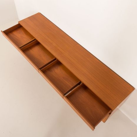 25184 Kredens z drewna tekowego Ib Kofod-Larsen model FA66 dla Faarup Møbelfabrik, Dania, lata 60. XX wieku 25184 Kredens z drewna tekowego Ib Kofod-Larsen model FA66 dla Faarup Møbelfabrik, Dania, lata 60. XX wieku