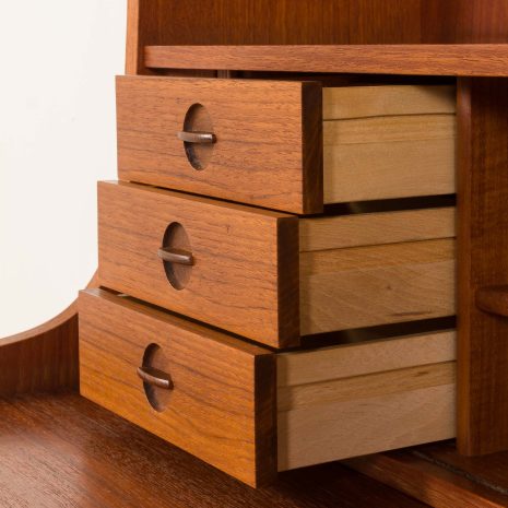 25199 Johannes Sorth teak bookcase for Nexo Mobelfabrik, Bornholm, Denmark 1960s-13 25199 Johannes Sorth teak bookcase for Nexo Mobelfabrik, Bornholm, Denmark 1960s-13