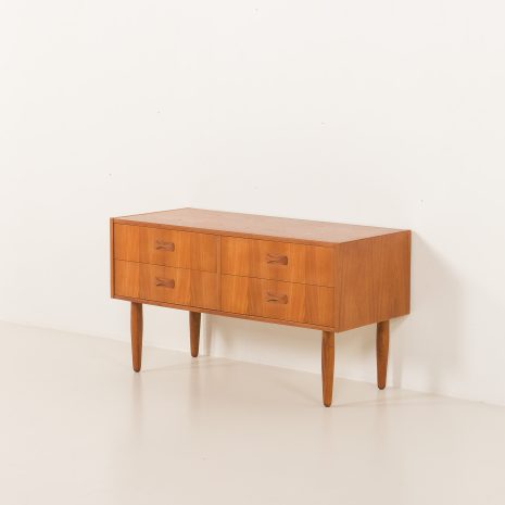 25208 Small Danish teak sideboard with 4 drawers, 1960s-3 25208 Small Danish teak sideboard with 4 drawers, 1960s-3