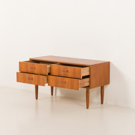 25208 Small Danish teak sideboard with 4 drawers, 1960s-4 25208 Small Danish teak sideboard with 4 drawers, 1960s-4