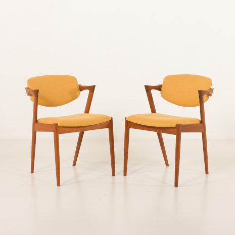 25193 Chaises Kai Kristiansen modèle 42 en teck, lot de 2, Danemark, années 1960-2 25193 Chaises Kai Kristiansen modèle 42 en teck, lot de 2, Danemark, années 1960-2