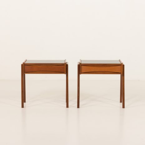 25201 Para stolików nocnych w stylu Arne Voddera, szafki nocne z drewna tekowego, Dania, lata 1960-2 25201 Para stolików nocnych w stylu Arne Voddera, szafki nocne z drewna tekowego, Dania, lata 1960-2