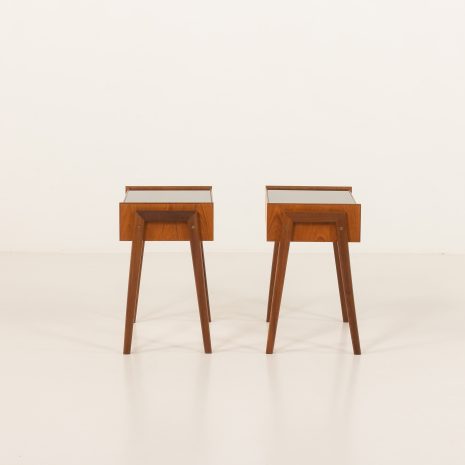 25201 Para stolików nocnych w stylu Arne Voddera, szafki nocne z drewna tekowego, Dania 1960-5 25201 Para stolików nocnych w stylu Arne Voddera, szafki nocne z drewna tekowego, Dania 1960-5
