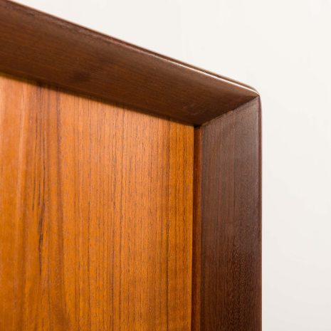 25204 teak sideboard.-14 25204 teak sideboard.-14