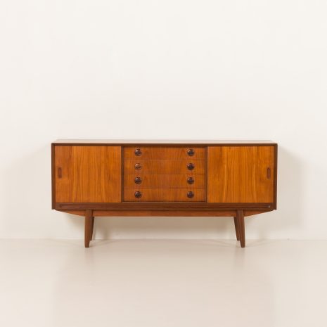 25204 teak sideboard.-9 25204 teak sideboard.-9