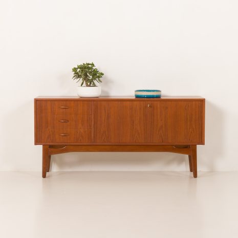 25207 teak sidebord-1 25207 teak sidebord-1