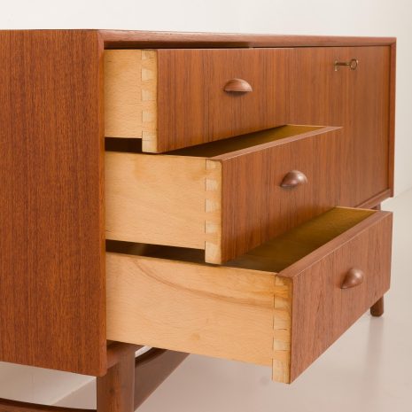 25207 teak sidebord-9 25207 teak sidebord-9