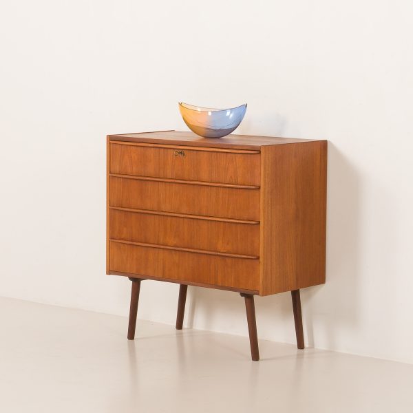 Danish mid century teak chest of drawers, 1960s