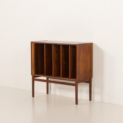 25214 szafka na płyty -3 25214 szafka na płyty -3