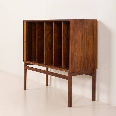 25214 szafka na płyty -8 25214 szafka na płyty -8