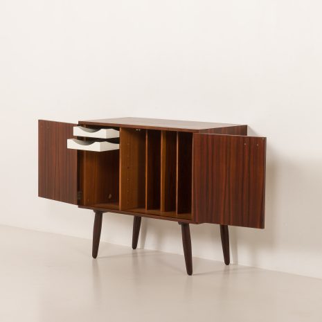 25112 vinyl record cabinet-4 25112 vinyl record cabinet-4