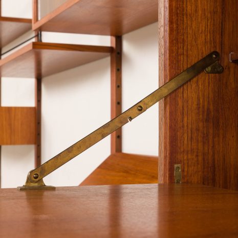 25250 Poul Cadovius 4-przedziałowa szafka ścienna z drewna tekowego dla Cado, Dania 1960s-18 25250 Poul Cadovius 4-przedziałowa szafka ścienna z drewna tekowego dla Cado, Dania 1960s-18