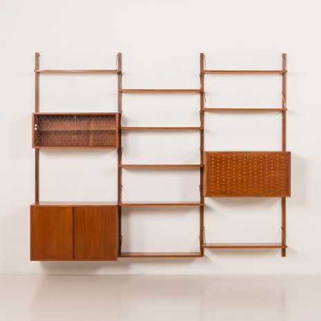 25251 Cadovius threebay teak Wall unit-7 25251 Cadovius threebay teak Wall unit-7