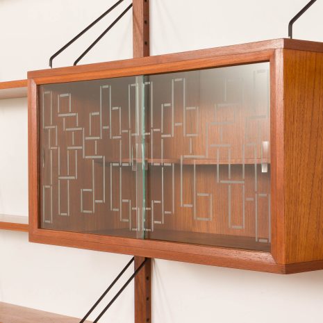 25284 3 bay teak Wall unit-13 25284 3 bay teak Wall unit-13