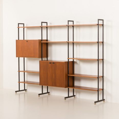 24338 Włoska wolnostojąca szafka wisząca z drewna tekowego z trzema wnękami-3 24338 Włoska wolnostojąca szafka wisząca z drewna tekowego z trzema wnękami-3