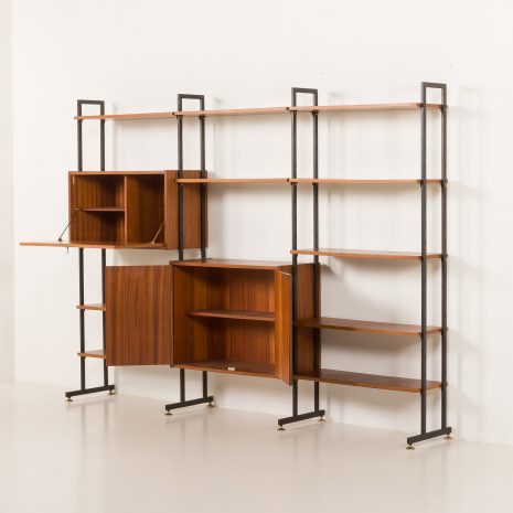 24338 Włoska wolnostojąca szafka wisząca z drewna tekowego z trzema wnękami-4 24338 Włoska wolnostojąca szafka wisząca z drewna tekowego z trzema wnękami-4