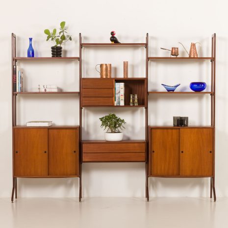 Włoski tekowy wolnostojący regał lub ścianka działowa, lata 60.