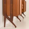 25141 Włoska wolnostojąca szafka ścienna lub ścianka działowa z drewna tekowego, lata 1960-20