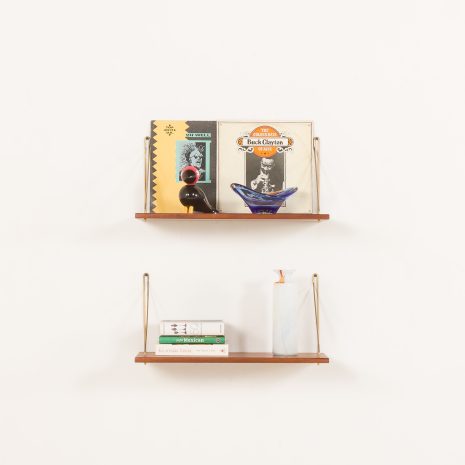 25268 Zestaw 2 duńskich pływających szezlongów z drewna tekowego z połowy wieku, głębokość 30 cm, lata 60. 25268 Zestaw 2 duńskich pływających szezlongów z drewna tekowego z połowy wieku, głębokość 30 cm, lata 60.