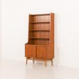 25323 Regał z drewna tekowego z przesuwanymi drzwiami Johannes Sorth dla Nexo, Bornholm, Dania, lata 1960-3