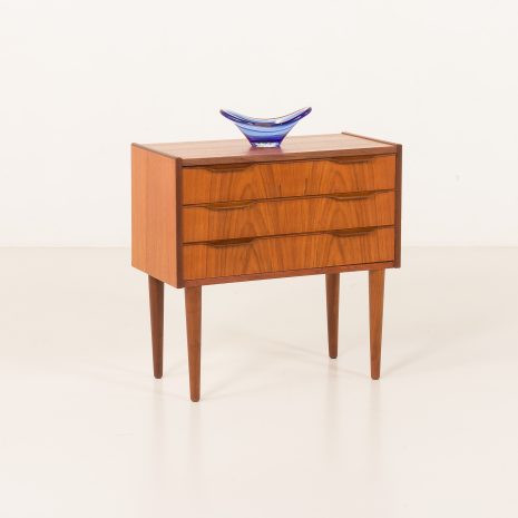25275 Mała duńska komoda z drewna tekowego, 1960-1 25275 Mała duńska komoda z drewna tekowego, 1960-1