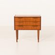 25275 Mała duńska komoda z drewna tekowego, lata 1960-9