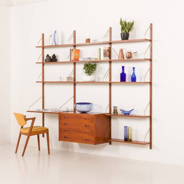 Danish mid-century shelving unit is the style of Poul Cadovius,1960s
