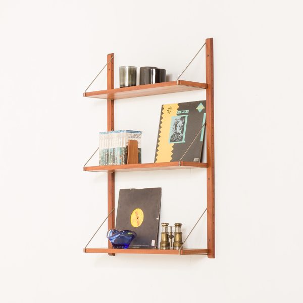 Mid century teak shelving unit by Torbjørn Afdal / Bruksbo