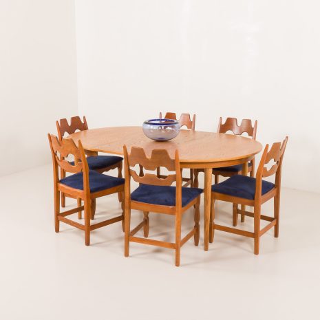 25351 Duński okrągły stół dębowy z połowy wieku z jednym dodatkowym liściem, lata 1960-2 25351 Duński okrągły stół dębowy z połowy wieku z jednym dodatkowym liściem, lata 1960-2