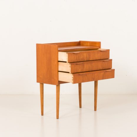 25375 Small Danish teak chest of drawers, or an entry chest, 1960s-4 25375 Small Danish teak chest of drawers, or an entry chest, 1960s-4