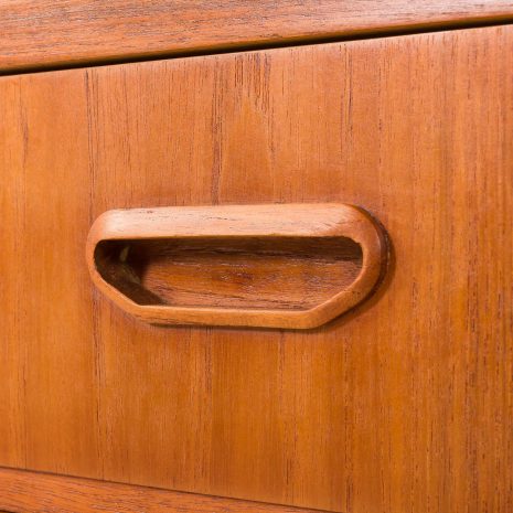 25380 Small teak Danish chest of drawers, 1960s-10 25380 Small teak Danish chest of drawers, 1960s-10
