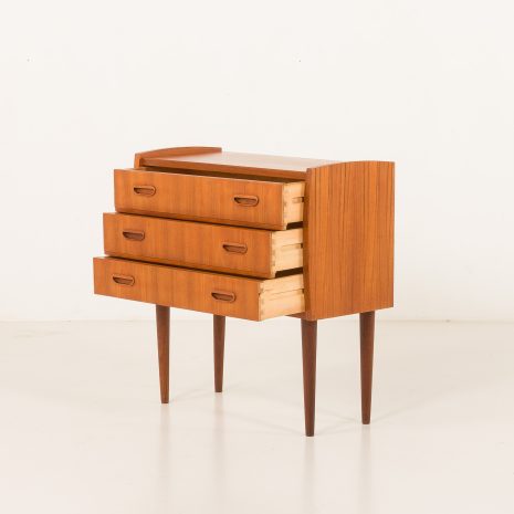 25380 Small teak Danish chest of drawers, 1960s-4 25380 Small teak Danish chest of drawers, 1960s-4