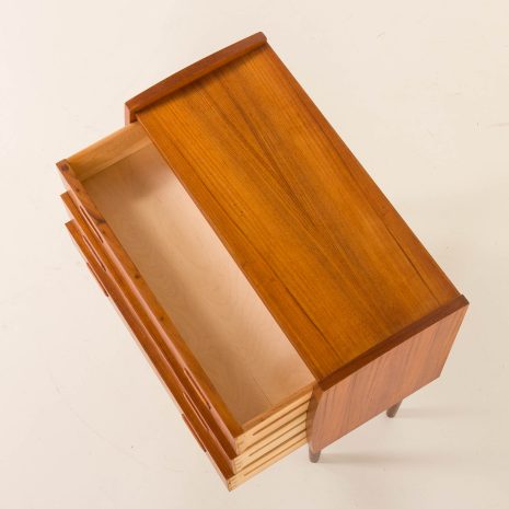 25380 Small teak Danish chest of drawers, 1960s-8 25380 Small teak Danish chest of drawers, 1960s-8