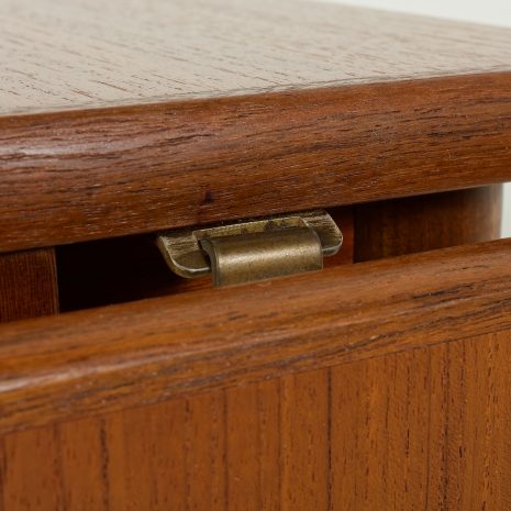 25402 Small Danish teak drop leaf table, 1960s-10 25402 Small Danish teak drop leaf table, 1960s-10