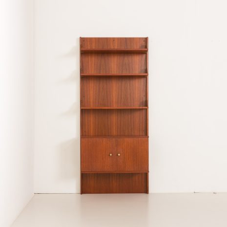 25428 Italian mid century teak wall unit on panels, 1970s-16 25428 Italian mid century teak wall unit on panels, 1970s-16