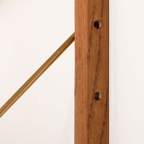 25431 Duńska półka z drewna tekowego z biurkiem, połowa XX wieku, lata 70. 25431 Duńska półka z drewna tekowego z biurkiem, połowa XX wieku, lata 70.