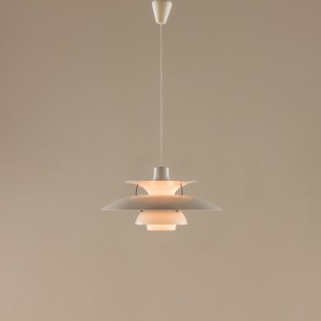 Lampa 25434 PH5 autorstwa Poula Henningesna dla Louis Pulsen, lata 70. Lampa 25434 PH5 autorstwa Poula Henningesna dla Louis Pulsen, lata 70.