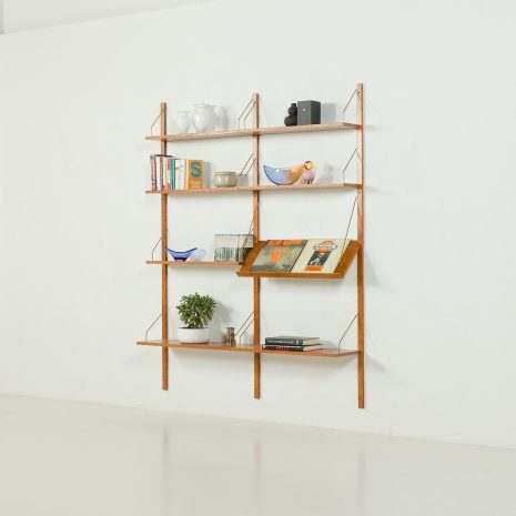 25439 Sacaninavian teak wall unit in the style of Poul Cadovius, 1970s-02 25439 Sacaninavian teak wall unit in the style of Poul Cadovius, 1970s-02