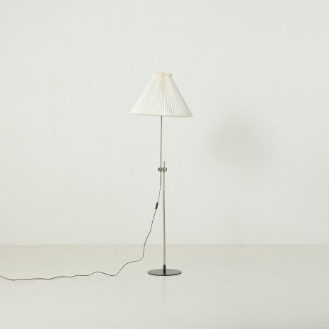 25466 Vintage Le Klint floor lamp, Denmark 1980s-02 25466 Vintage Le Klint floor lamp, Denmark 1980s-02