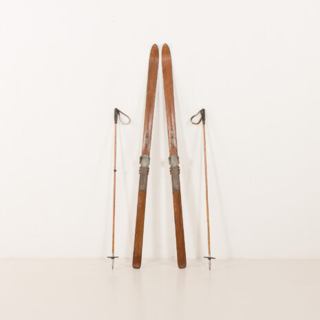 25393 Old wooden skies from the 1850s-1 vintage wooden skis